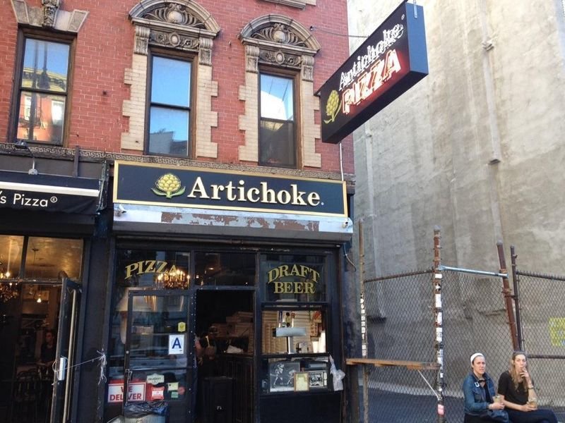 The Top-Rated & Iconic NYC Pizzerias Every Fan Must Visit